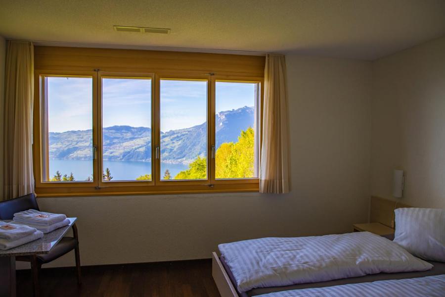 Auszeit-Hotel Z Aeschiried Aeschi Bei Spiez Camera foto