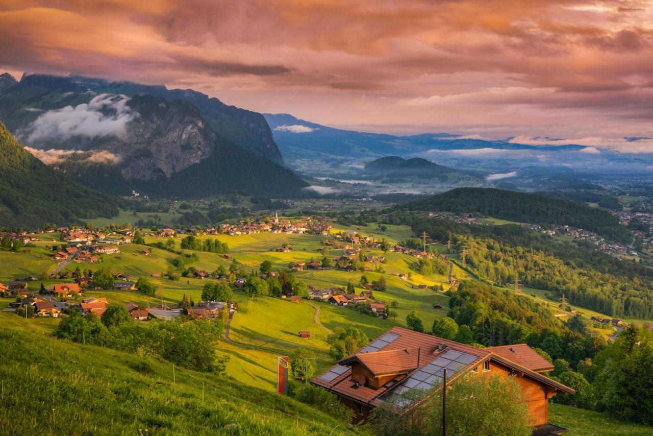 Auszeit-Hotel Z Aeschiried Aeschi Bei Spiez Esterno foto