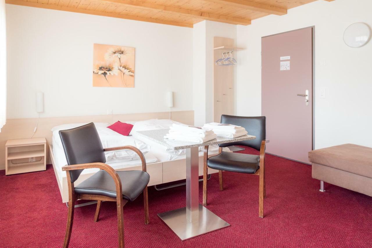 Auszeit-Hotel Z Aeschiried Aeschi Bei Spiez Camera foto